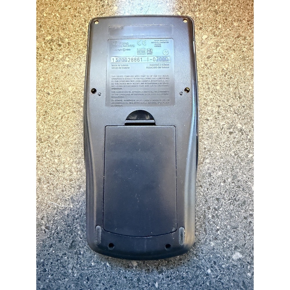 Texas Instruments TI-89 Titanium Graphing Calculator With Cover Tested Excellent - Picture 3 of 4